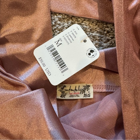 FREE PEOPLE Intimately NWT Oh She’s Strappy Satin Bodysuit, Pink Size M - Picture 6 of 6